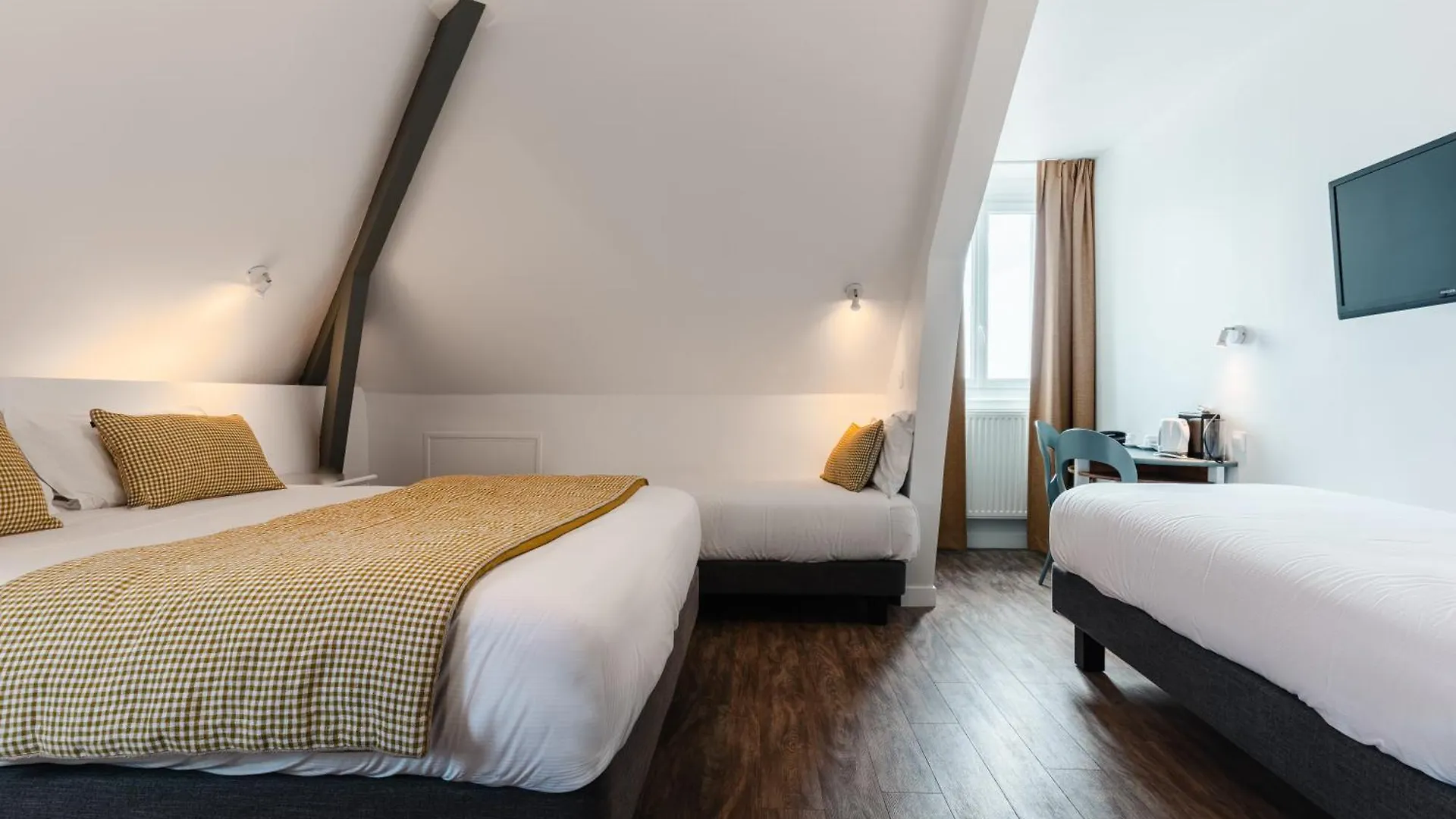 ***  Hotel Spa De La Citadelle Lorient Port-Louis Γαλλία